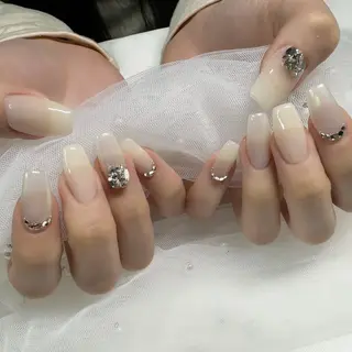 ネイル 東 千夏のネイルデザイン