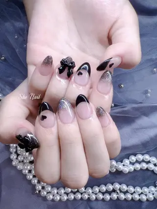 ネイル She   Nail所属・ISA_ BELLAのネイルデザイン