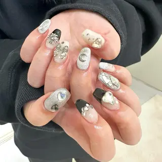 ネイル Elegancia. Hiromiのネイルデザイン