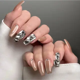 ネイル Lina nail所属・Lunaa 池袋のネイルデザイン