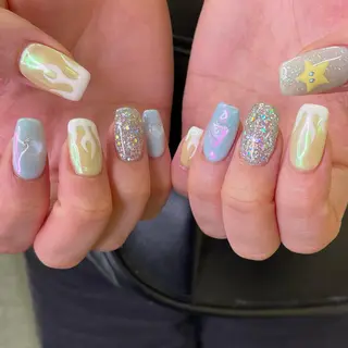 ネイル F. Lenaのネイルデザイン