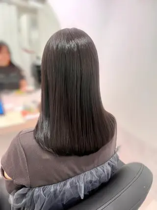 セミロング ナナ/梅田/髪質改善 カラー/ストレートのヘアスタイル