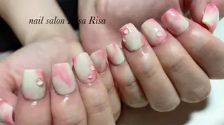 ミディアム ネイル ネイルスタジオ シェイクユアハンズのネイルデザイン