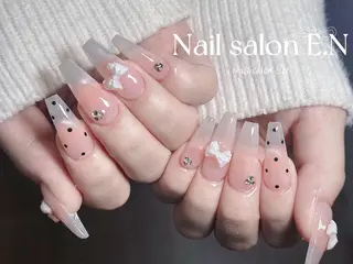 ネイル E.N🦋 長さ出し/持ち込みのネイルデザイン
