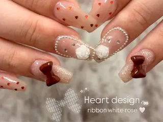 ネイル EmaNail🎀 Haaruのネイルデザイン