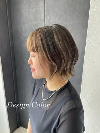 カラー ZAZA AOYAMA所属・ブリーチ・デザイン カラー/江原のヘアスタイル