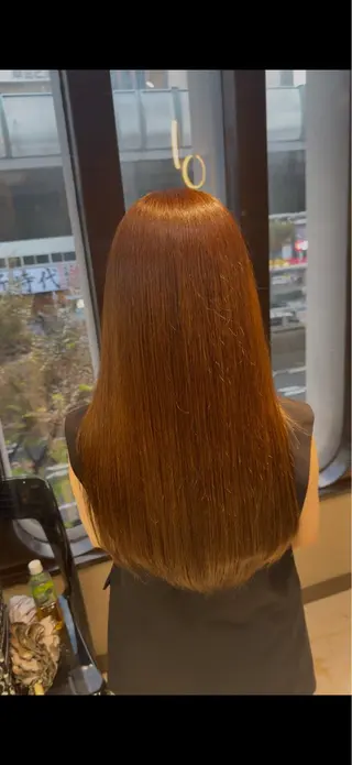 ロング カラー ニシオ ミユのヘアスタイル