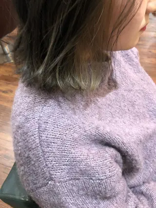 ミディアム カラー 江原 彩華のヘアスタイル