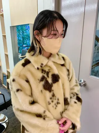 ミディアム カラー yupi🐈‍⬛ レイヤー/パーマのヘアスタイル