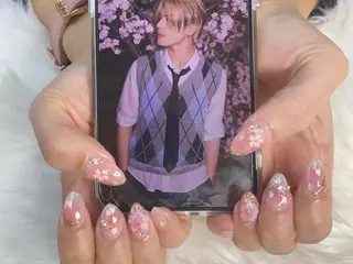 ネイル Hara Nail 【パラジェル使用】のネイルデザイン