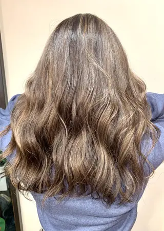 セミロング カラー 岡崎勇人/レイヤー/ 韓国/ケラチンTRのヘアスタイル