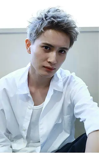 メンズ 磯田 拳のヘアスタイル