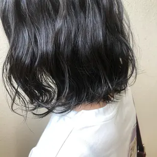 ミディアム カラー ayano / 透明感・くすみカラーのヘアスタイル