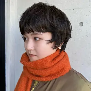 ショート カラー パーマ 前野 日奈のヘアスタイル