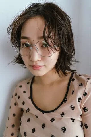 ショート kaede໒꒱🫧/ 韓国 ベージュカラーのヘアスタイル