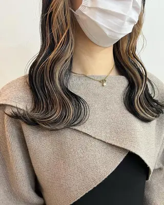 カラー 切りっぱなしボブ/ ブリーチカラー/大塚のヘアスタイル