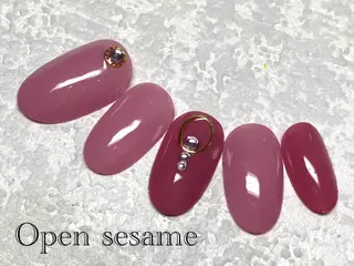 ネイル 遠藤 志乃のネイルデザイン