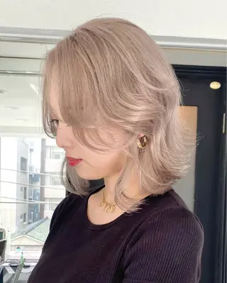 ショート カラー i'll 髪質改善 淀屋橋 大阪【イル】所属・ハイトーンボブ /tasukuのヘアスタイル