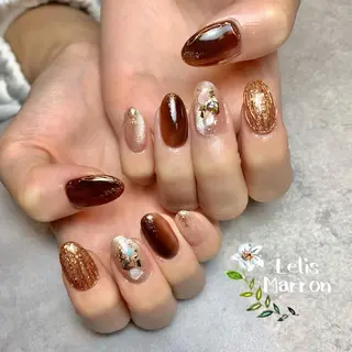 ネイル Lelis Marron所属・岸 侑李のネイルデザイン