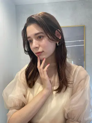 セミロング レイヤーカット🎀 kanaのヘアスタイル