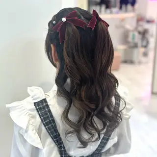 ロング ヘアアレンジ Ayu🍯/栄/ブ リーチカラー/ヘアメのヘアスタイル