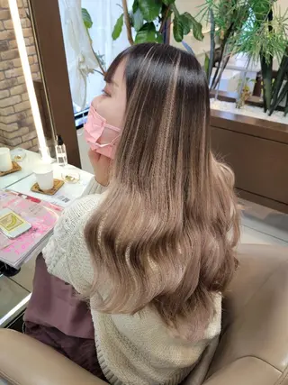 カラー ロング 羽エクステ🩷 🤍まき🤍のヘアスタイル