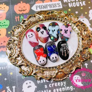 ネイル CROWN プライベートサロンのネイルデザイン