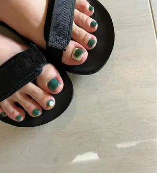 ネイル kiii.__ ✴︎*のネイルデザイン