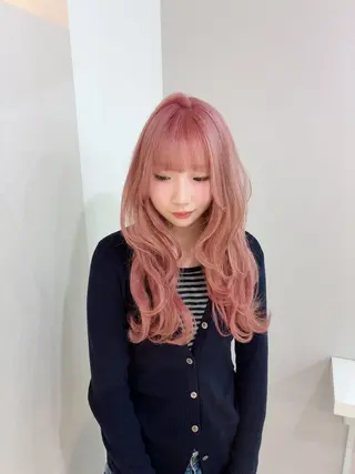 ロング カラー ハナダ メイのヘアスタイル