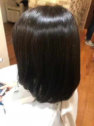 ミディアム カラー 勝沼 佑季のヘアスタイル