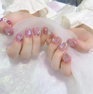 ネイル Kanon 🤍のネイルデザイン