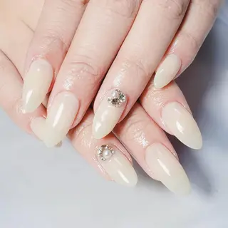 ネイル ビジュード ネイルのネイルデザイン