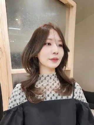 ミディアム カラー 【縮毛矯正/髪質改善 カラー】yumiのヘアスタイル