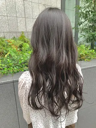 ロング カラー 色白に見える暗髪 梅田・増田のヘアスタイル