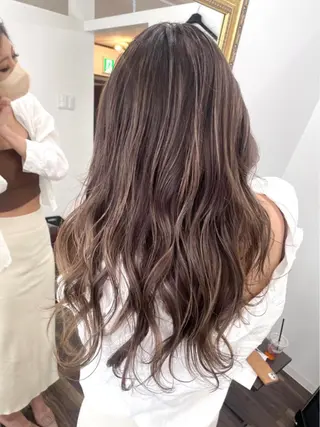 セミロング カラー favietta所属・中村 友美のヘアスタイル