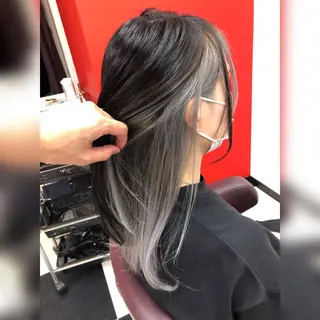 ロング カラー 粟野 裕稀のヘアスタイル