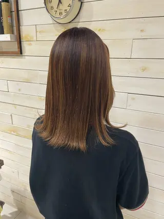 ミディアム 透明感color吉田 沙羅のヘアスタイル