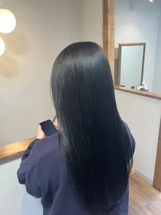 ロング 空 龍之介　カラー 特化/髪質改善/韓国のヘアスタイル