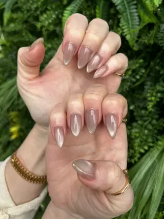 ネイル GRANDEUR焼津 MEI🪼のネイルデザイン