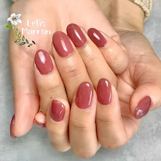ネイル Lelis Marron所属・岸 侑李のネイルデザイン