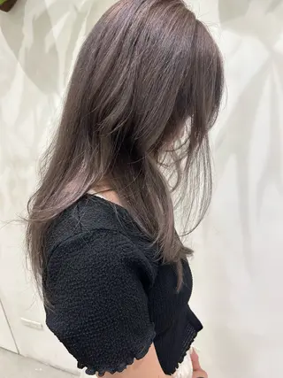 ロング カラー パーマ ヘアアレンジ 💛🤍U too e’s 鎌倉🧸のヘアスタイル