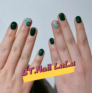 ネイル エスティーネイル ルルのネイルデザイン