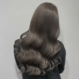 ロング カラー こやま さなのヘアスタイル