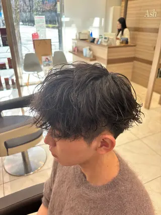 パーマ メンズ 山本 侑平のヘアスタイル