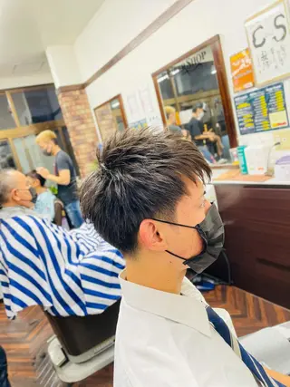 ショート Cam's豊見城店所属・無料‼︎メンズ限定 URASAKIのヘアスタイル