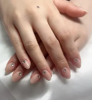 ネイル UniqueNail 長さだし専門店のネイルデザイン