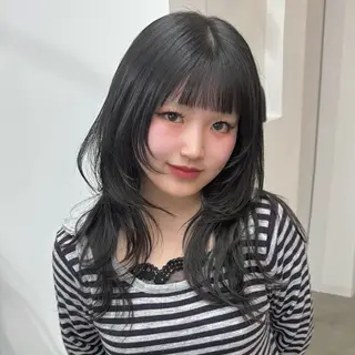 ロング 透明感ワンカラー梅田 ダブルカラー/川上のヘアスタイル