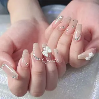 ネイル Queens テイのネイルデザイン