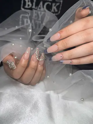 ネイル ねいる屋　Anela 美優のネイルデザイン