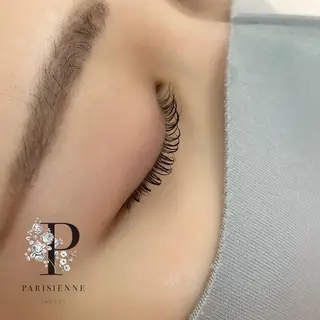 マツエク・マツパ まつげ屋さんLAPU所属・まつげ屋さんLAPU AYAKAのマツエク・マツパデザイン